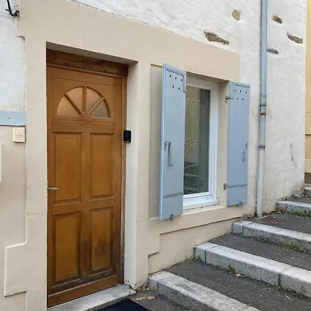 La Ruelle Des Bords De Loire - Classe 2** Basse-Indre